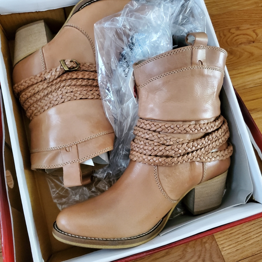 Leather Dingo Slouch Braided Strap Ankle Boots ☆ - Picture 4 of 13